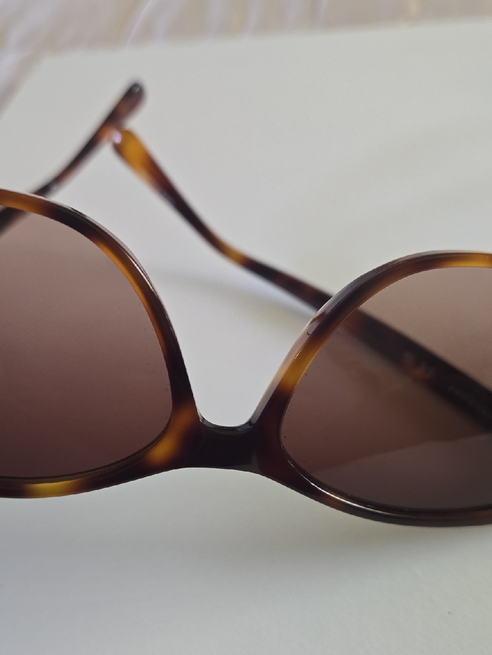 CLEARANCE Longchamp Cat eye Tortoiseshell Sunglasses - Picture 11 of 16
